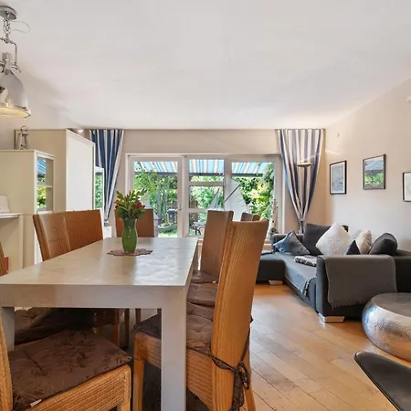 Schoenes Maritimes Haus Lejlighed *