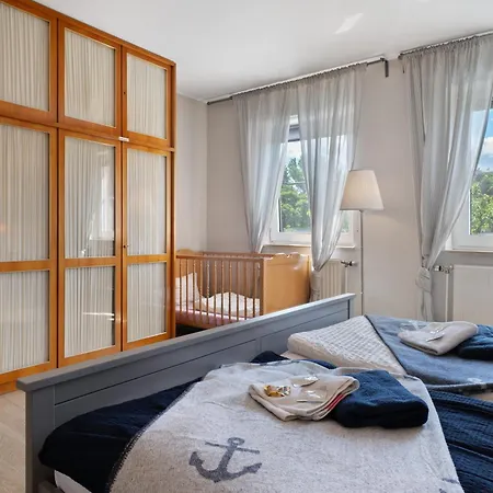 Schoenes Maritimes Haus Lägenhet *