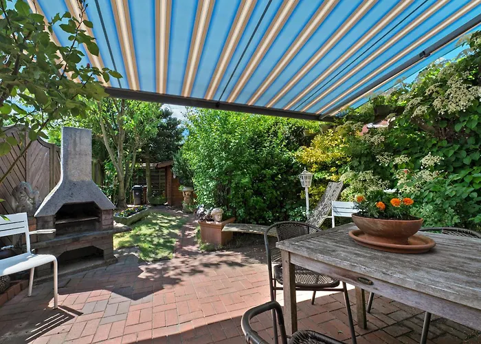 Schoenes Maritimes Haus 아파트